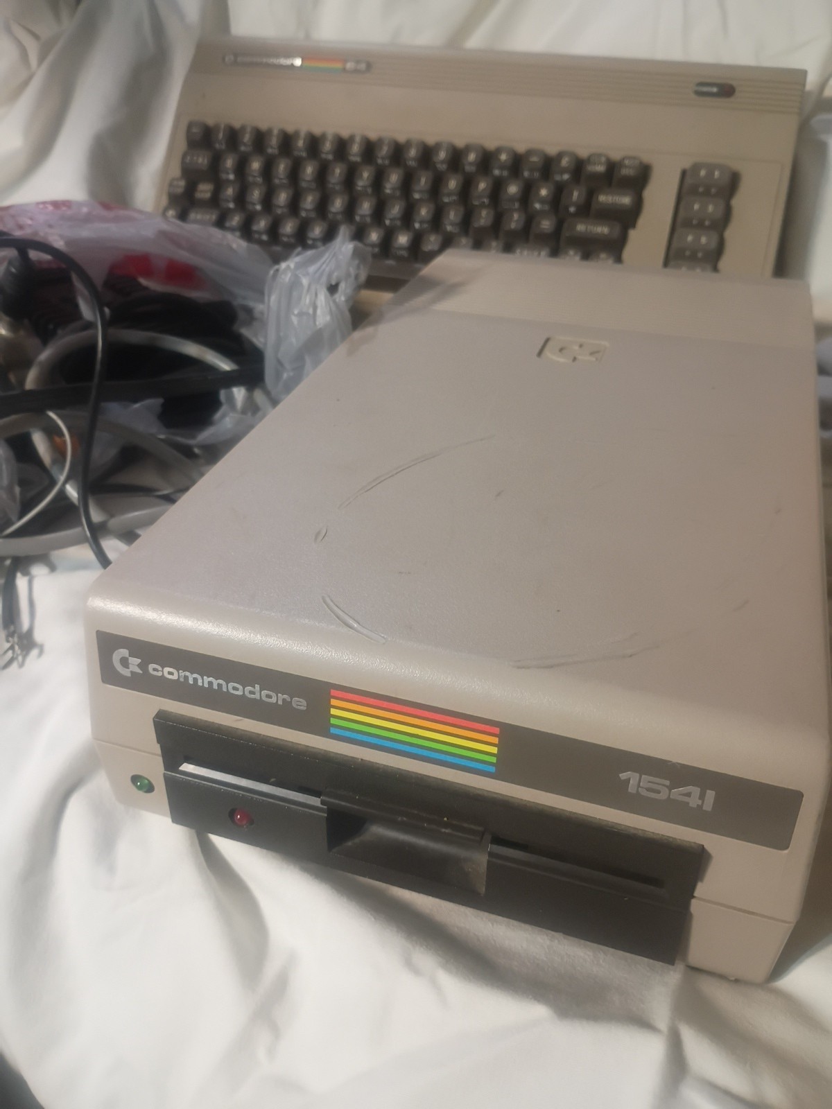 Commodore 64 And 1541 Floppy Drive With Cords Works Collectible Rarity