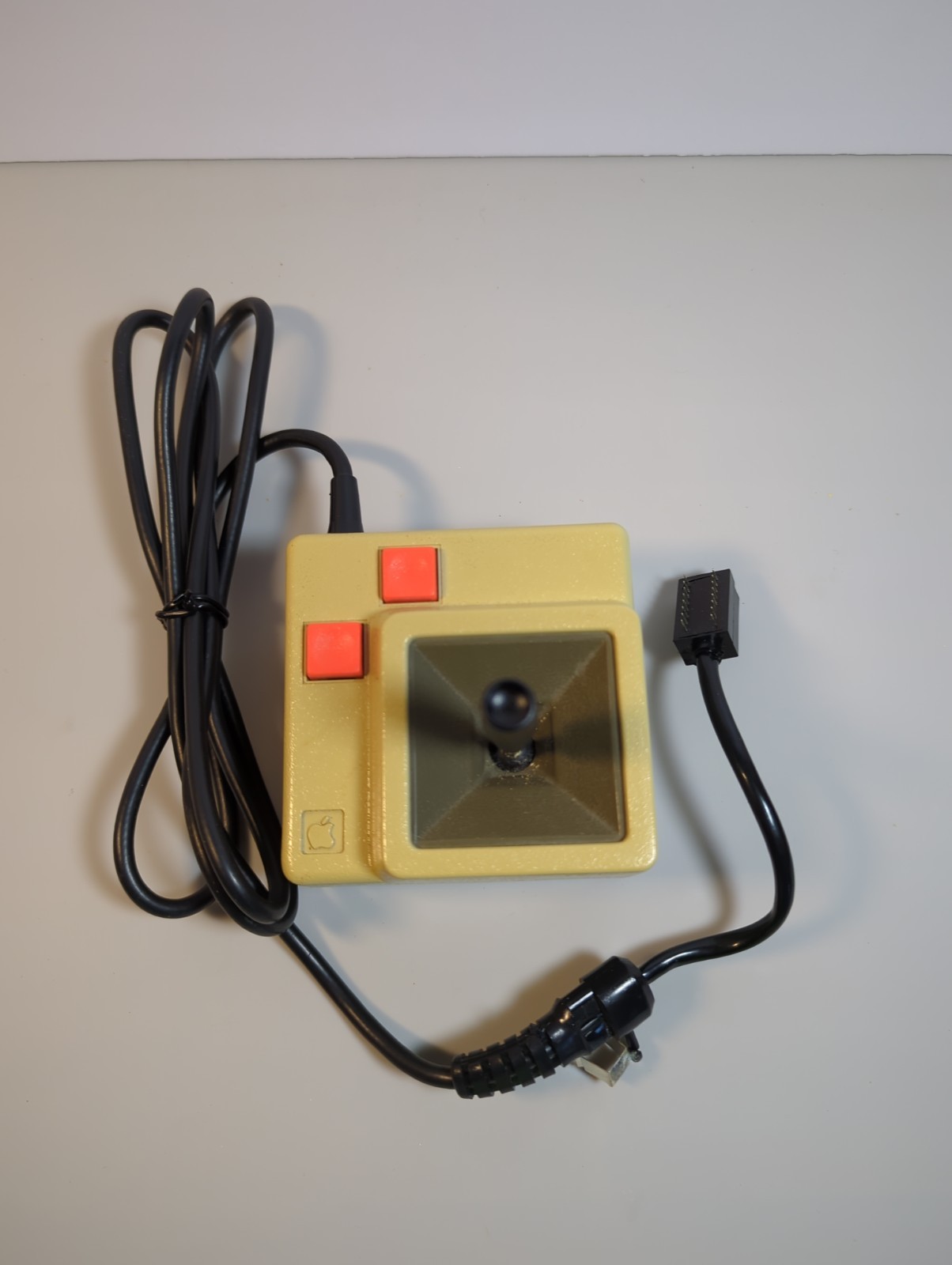Vintage Apple II Joystick Model A2M0055 16 Pin DIP Connector