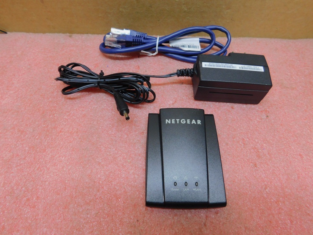 NETGEAR Universal WiFi Adapter w/ AC Adapter -- WNCE2001