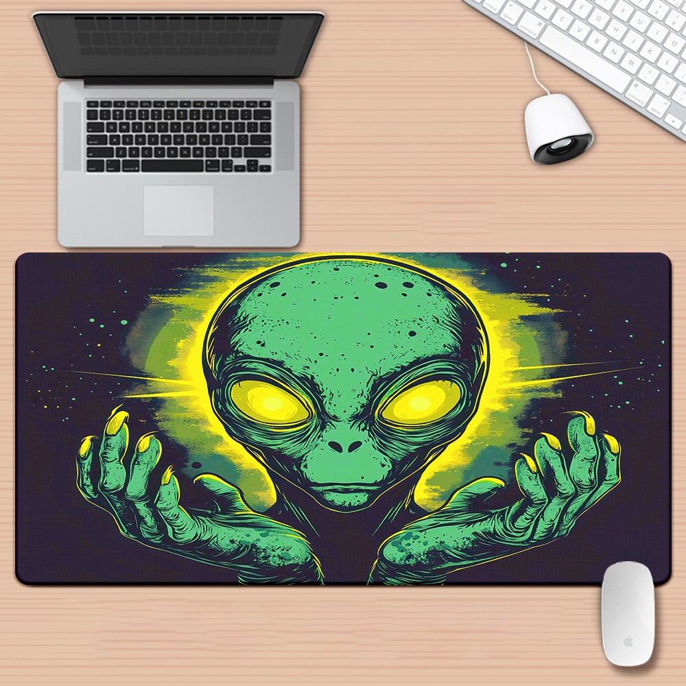 Alien High Definition Printed Table Mat, Multifunctional XXL Mouse Pad, Keyboa
