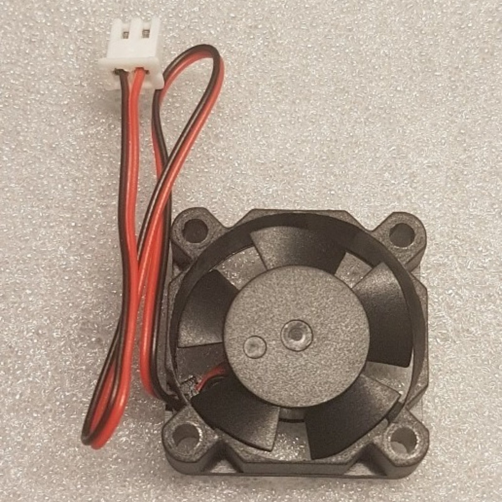 1pcs 12V GDT3010S12B Mini Brushless Computer Cooling Cooler Fan 30x30x10mm 2Pin