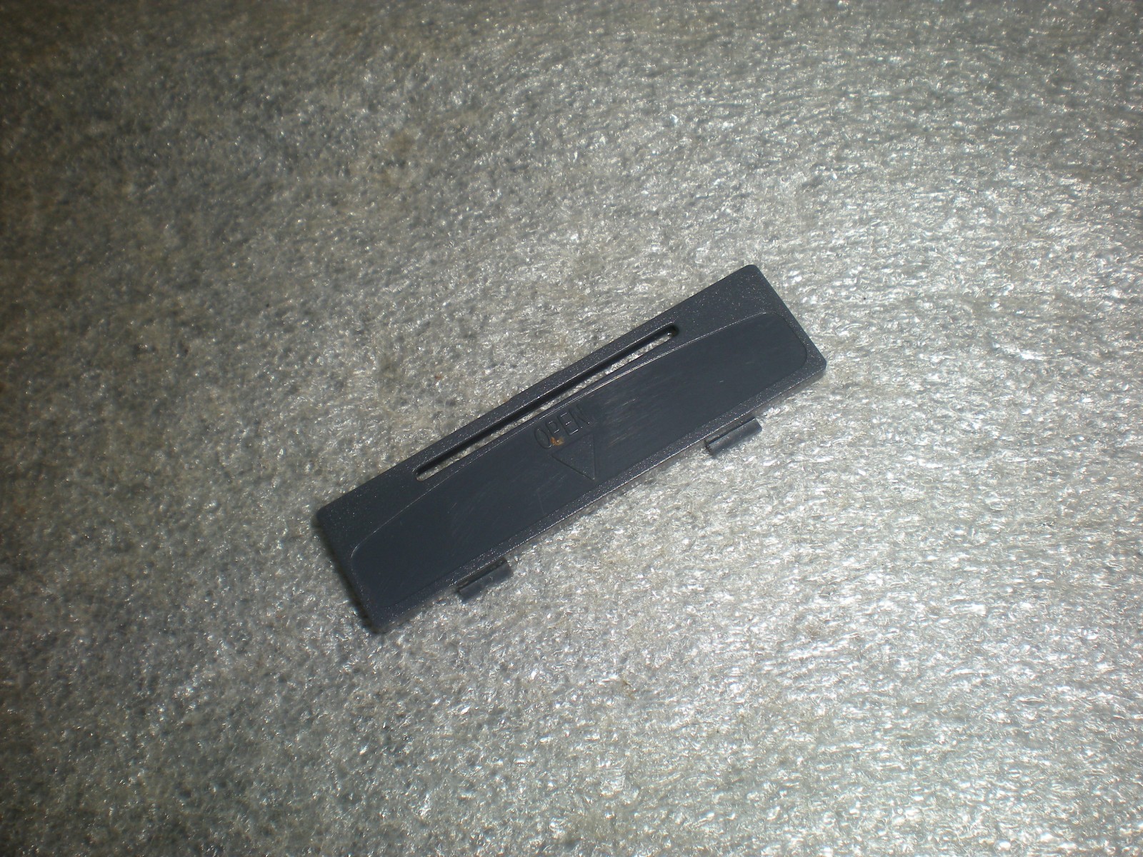 Genuine Logitech T-RA18 Wireless Trackball Replacement Battery Door Cover ONLY