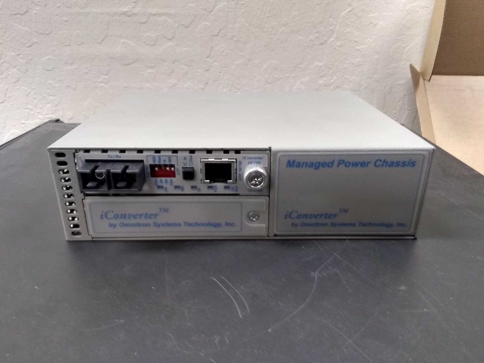 Omnitron iConverter Module Power Chassis 8230-1 with 8383-1 Card