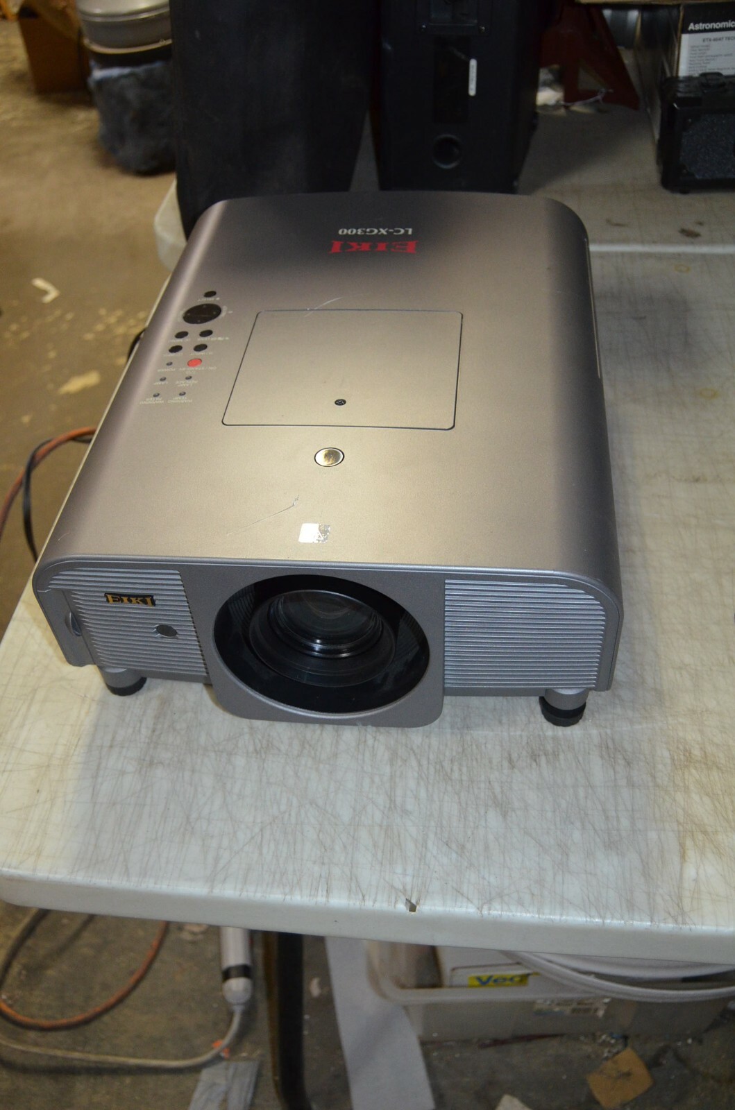EIKI LC-XG300 PROJECTOR - Sold As-Is