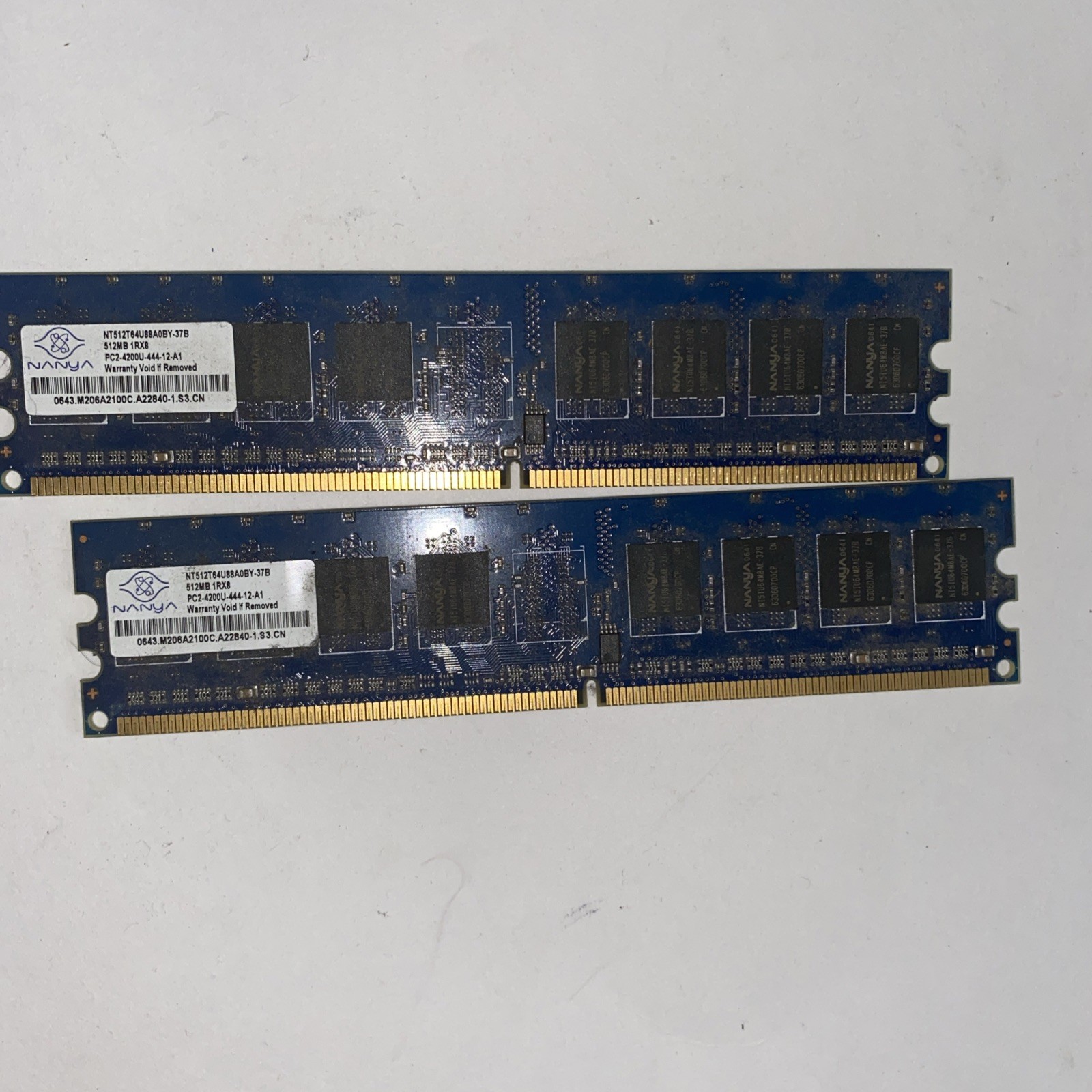 2x Nanya NT512T64U88A0BY-37B DDR2-533 512MB 1Rx8 PC2-4200U-444-12-A1 Memory