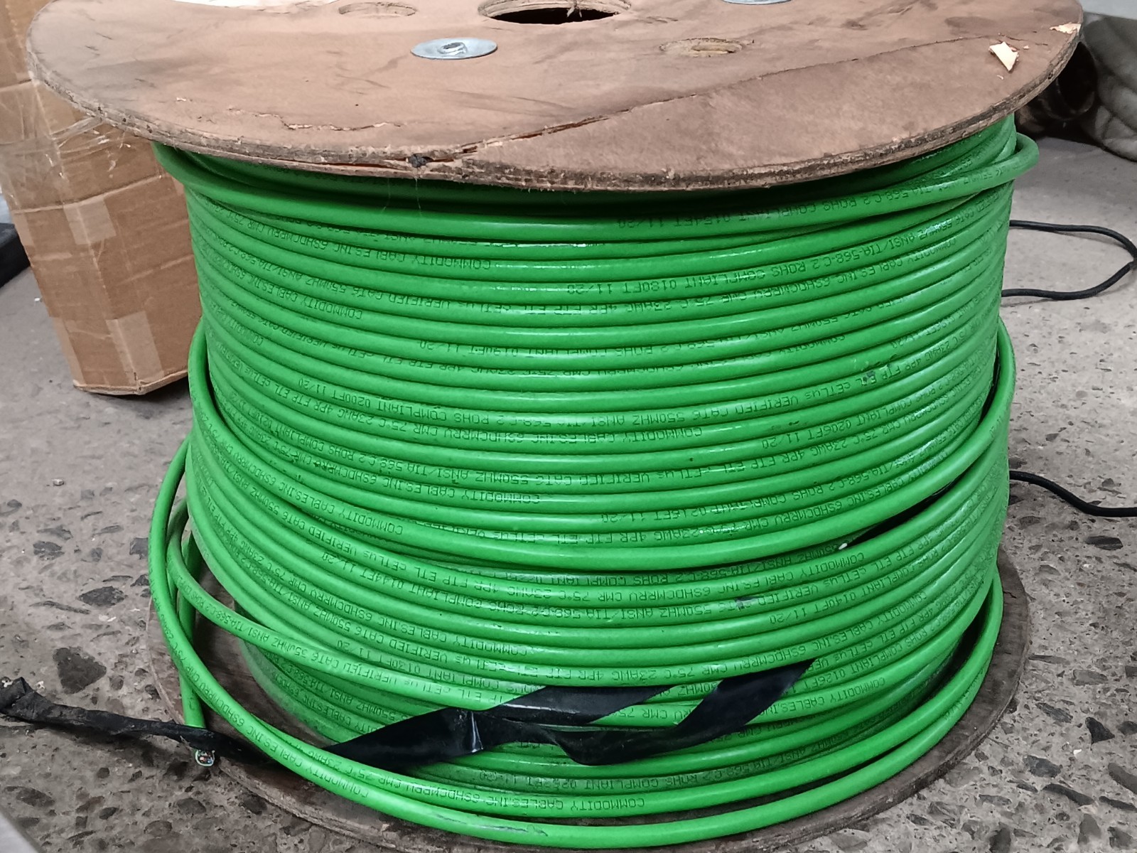 COMMODITY CABLES  23 AWG  Cat6/ 4PR/CMR 550MHz, Approximately  870 ft