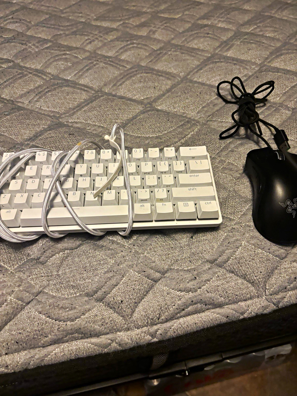 Razer Huntsman Mini Mechanical Illuminated Wired USB Keyboard + DeathAdder Mouse