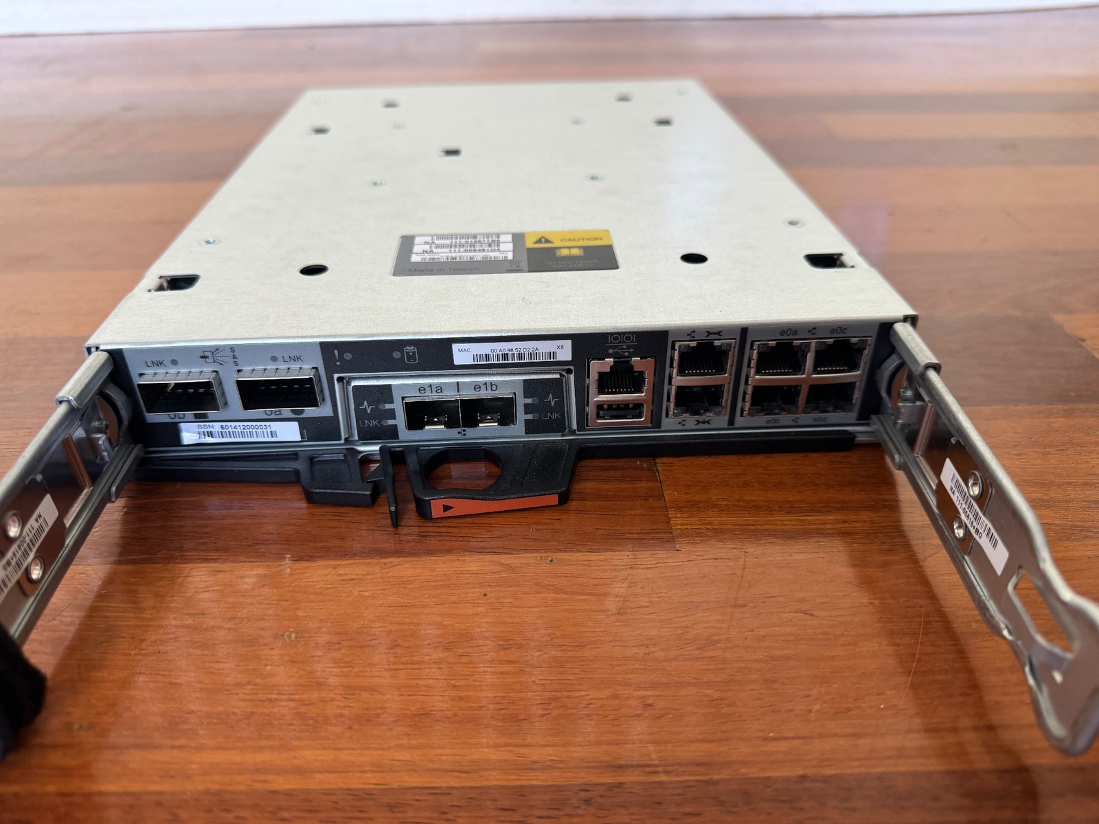 NetApp 111-01287+B6 Disk Array Controller Module 111-00846+D4 FAS22X0 PLC NOS