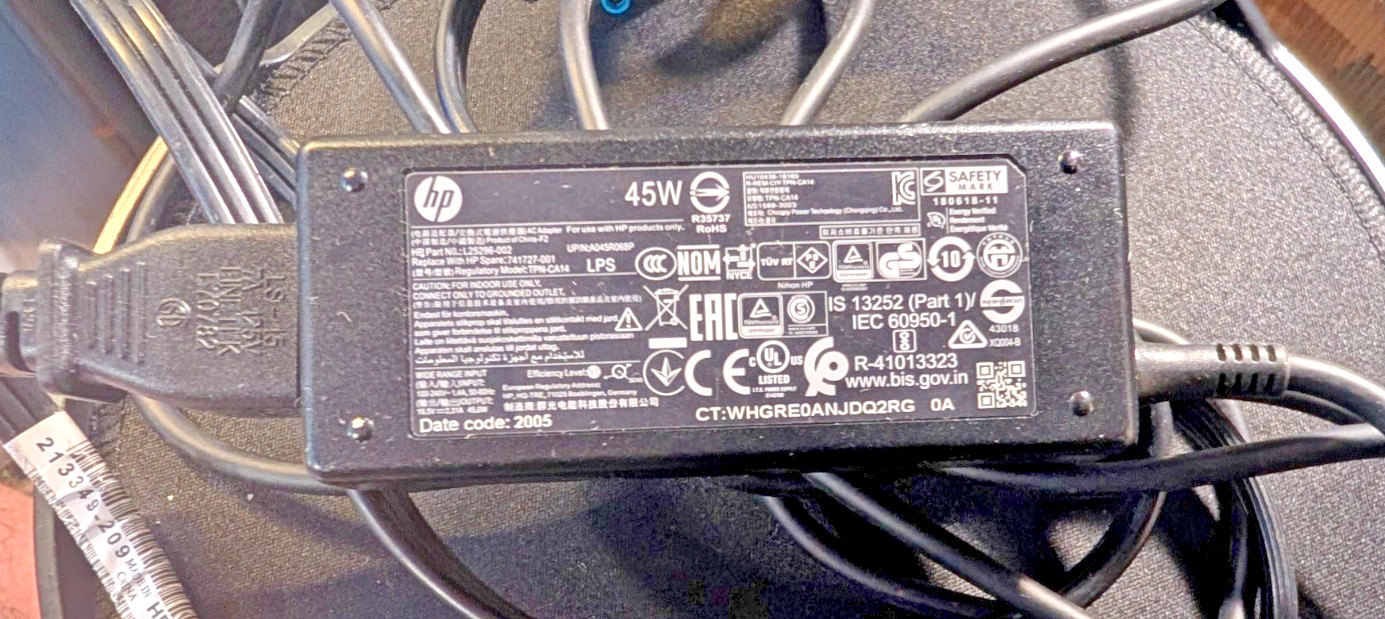 Genuine HP 45W AC Adapter Power Charger L25296-002 TPN-CA14 19.5V 2.31A OEM