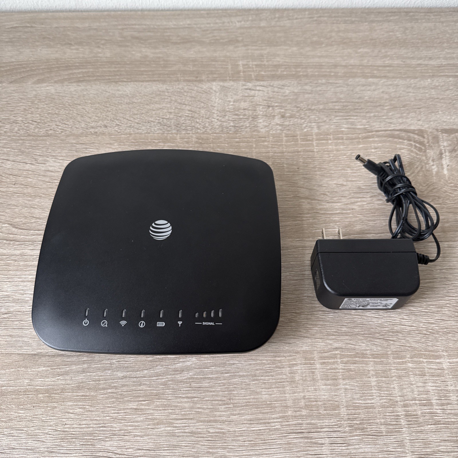 ATT Wireless Internet Modem IFWA-40 Hotspot Black AT&T