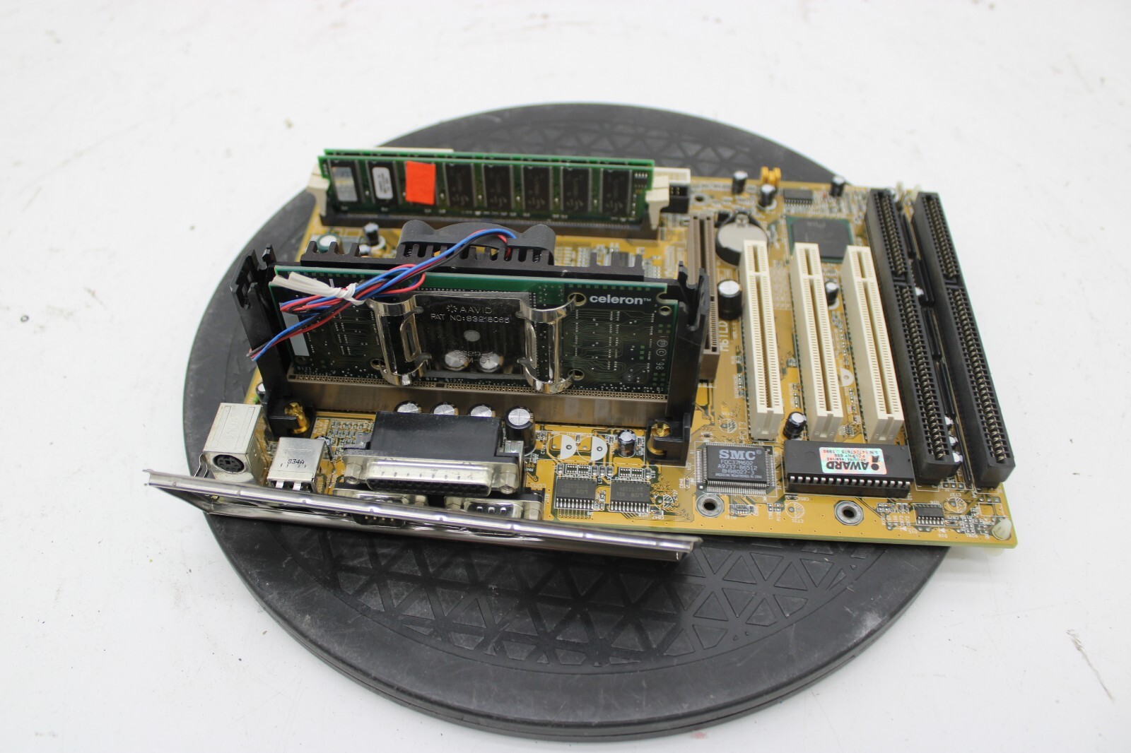 Biostar M6TLD Motherboard w/ Intel Celeron MMX 400MHz 256MB Ram