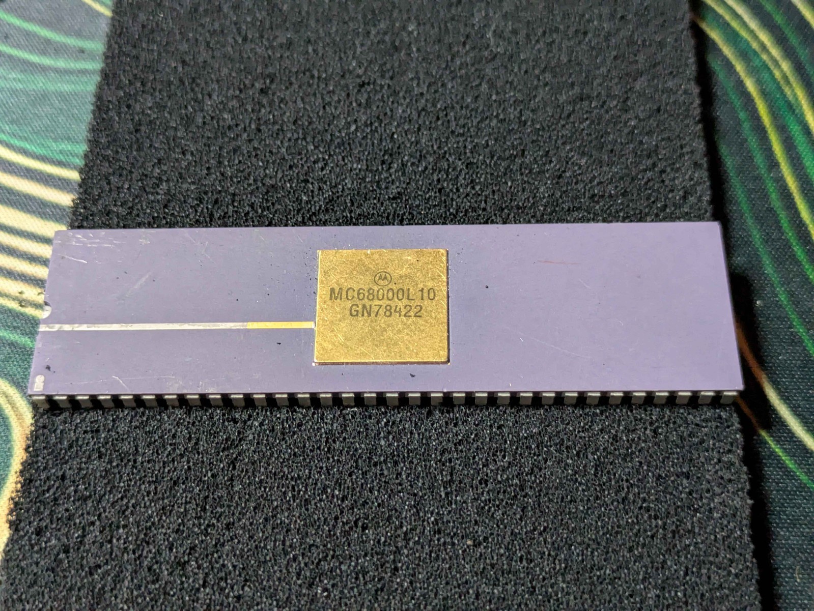 [New Old Stock/NOS] 1 x Motorola MC68000L10 10MHz 16bit NMOS Microprocessor