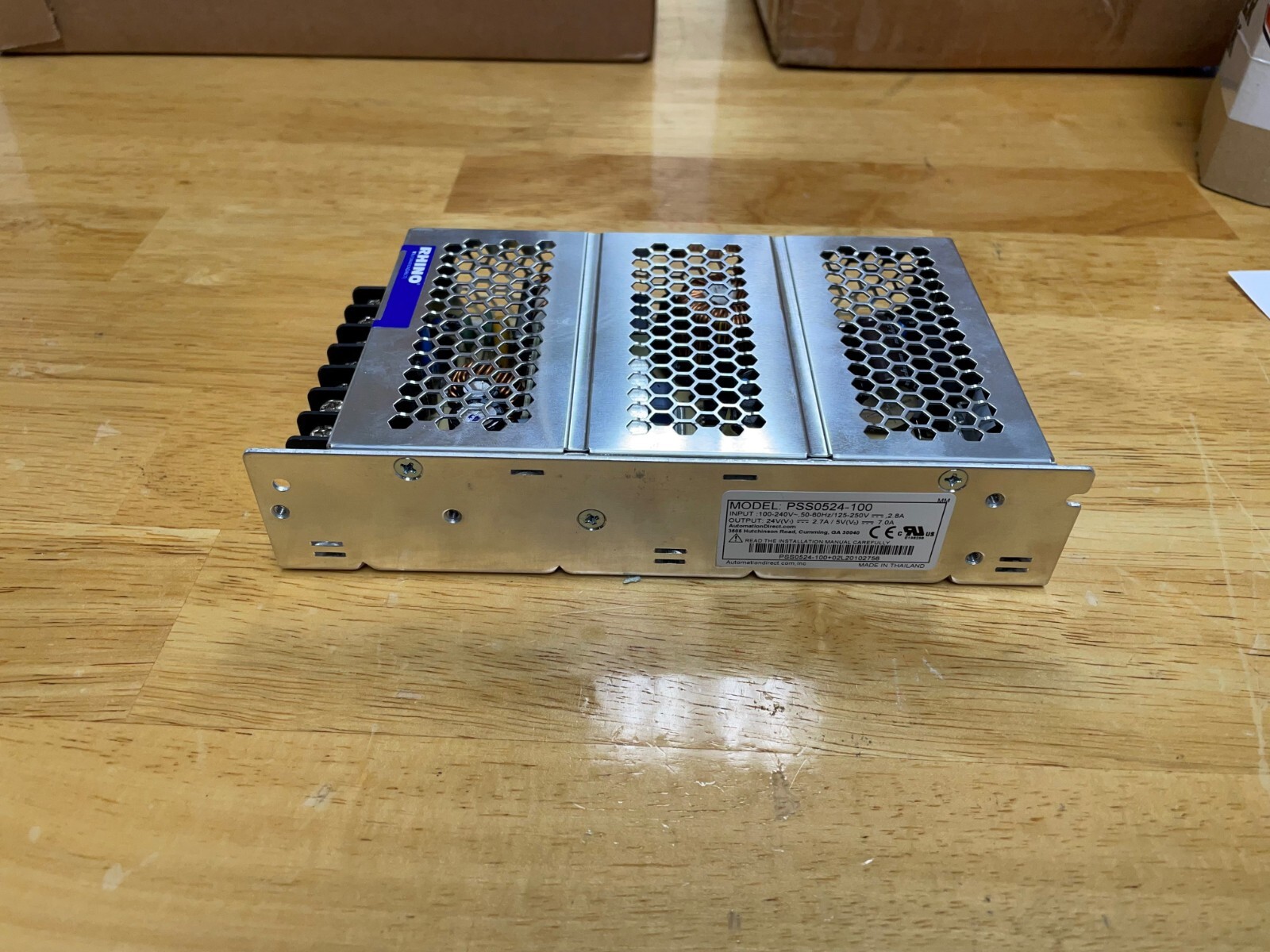 Series Switching Power Supply