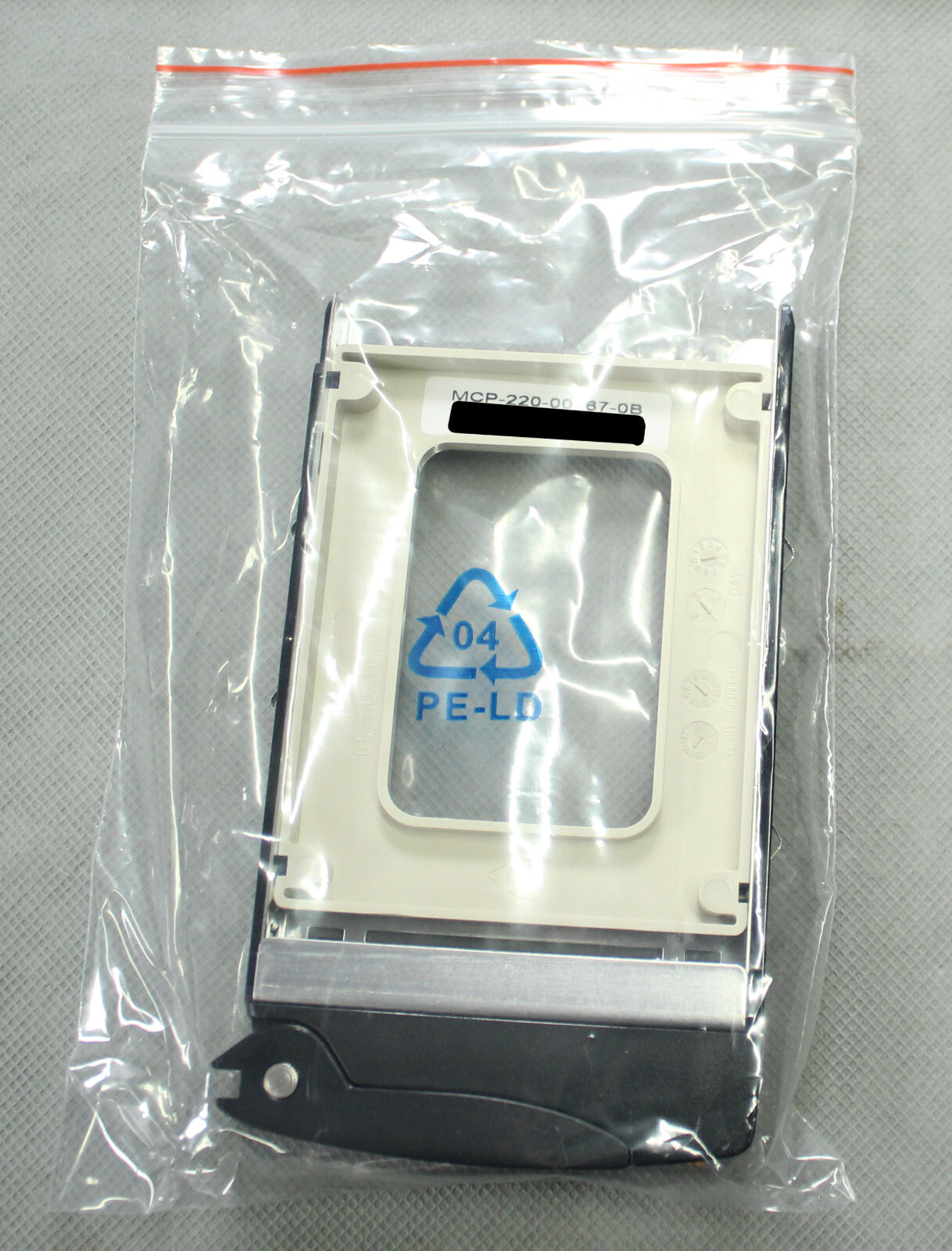Supermicro MCP-220-00167-0B (Gen 3) Tool-Less 2.5" NVMe Drive Tray Caddy
