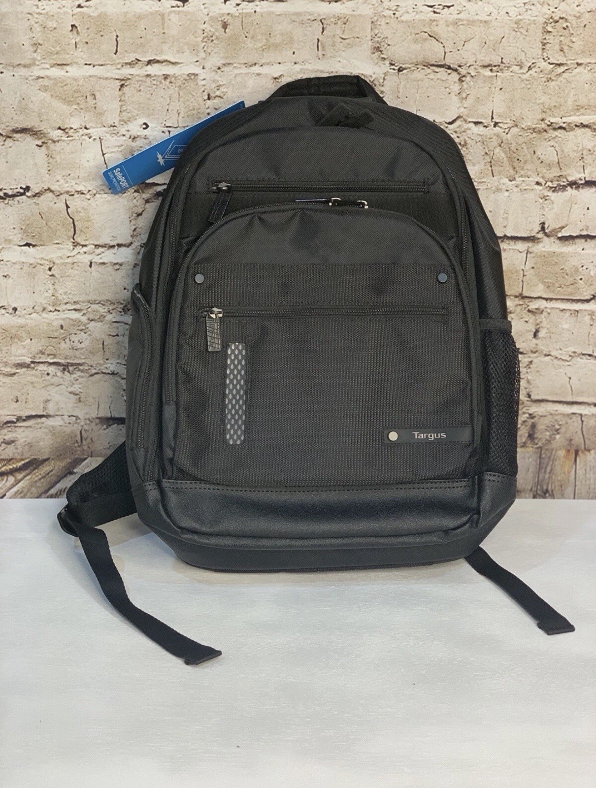 TARGUS 14" 18L REVOLUTIONBACKPACK TEB012US