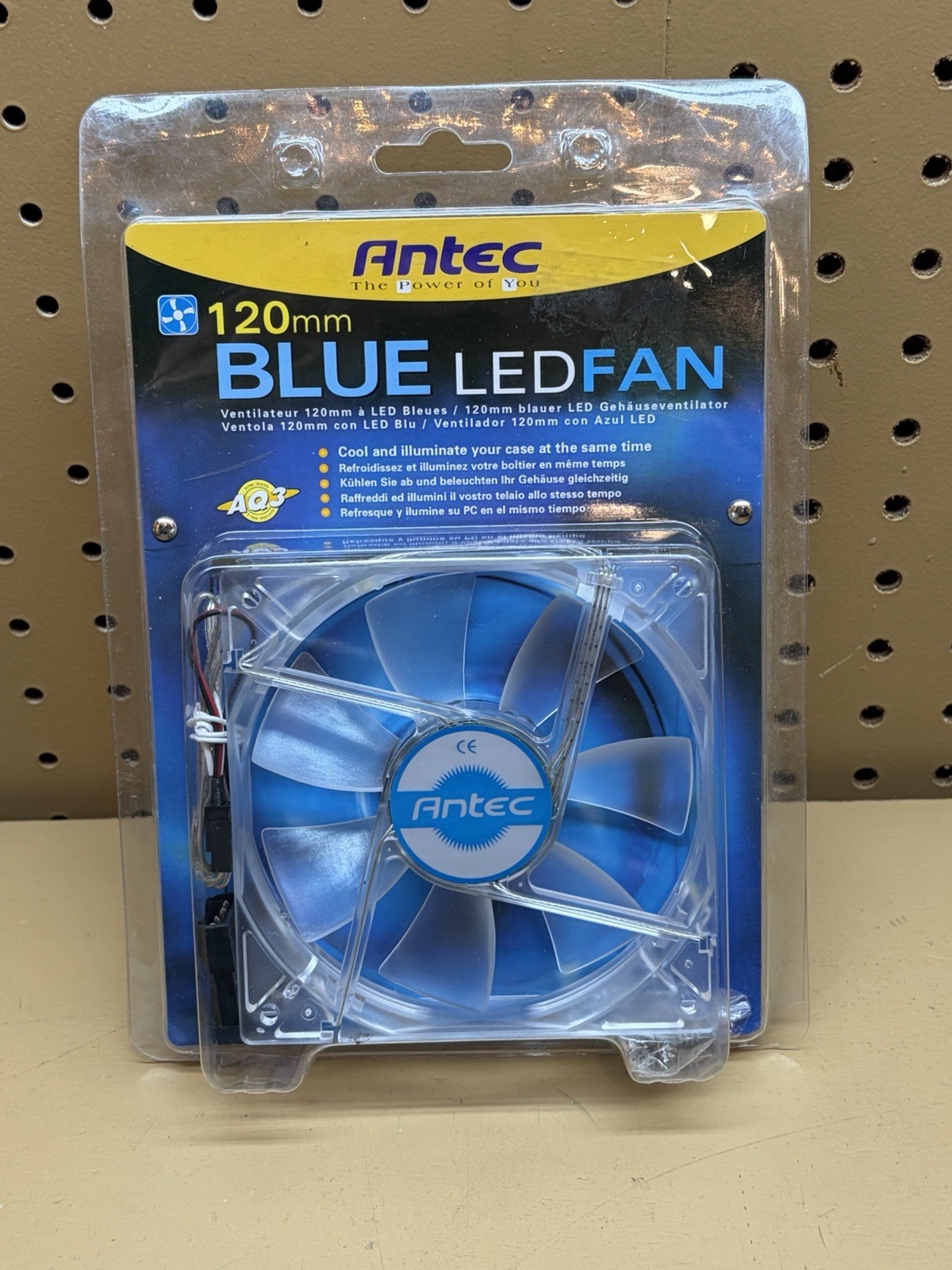 Antec Tricool 120mm Blue LED Fan - 3 Speed NEW (OVF85)