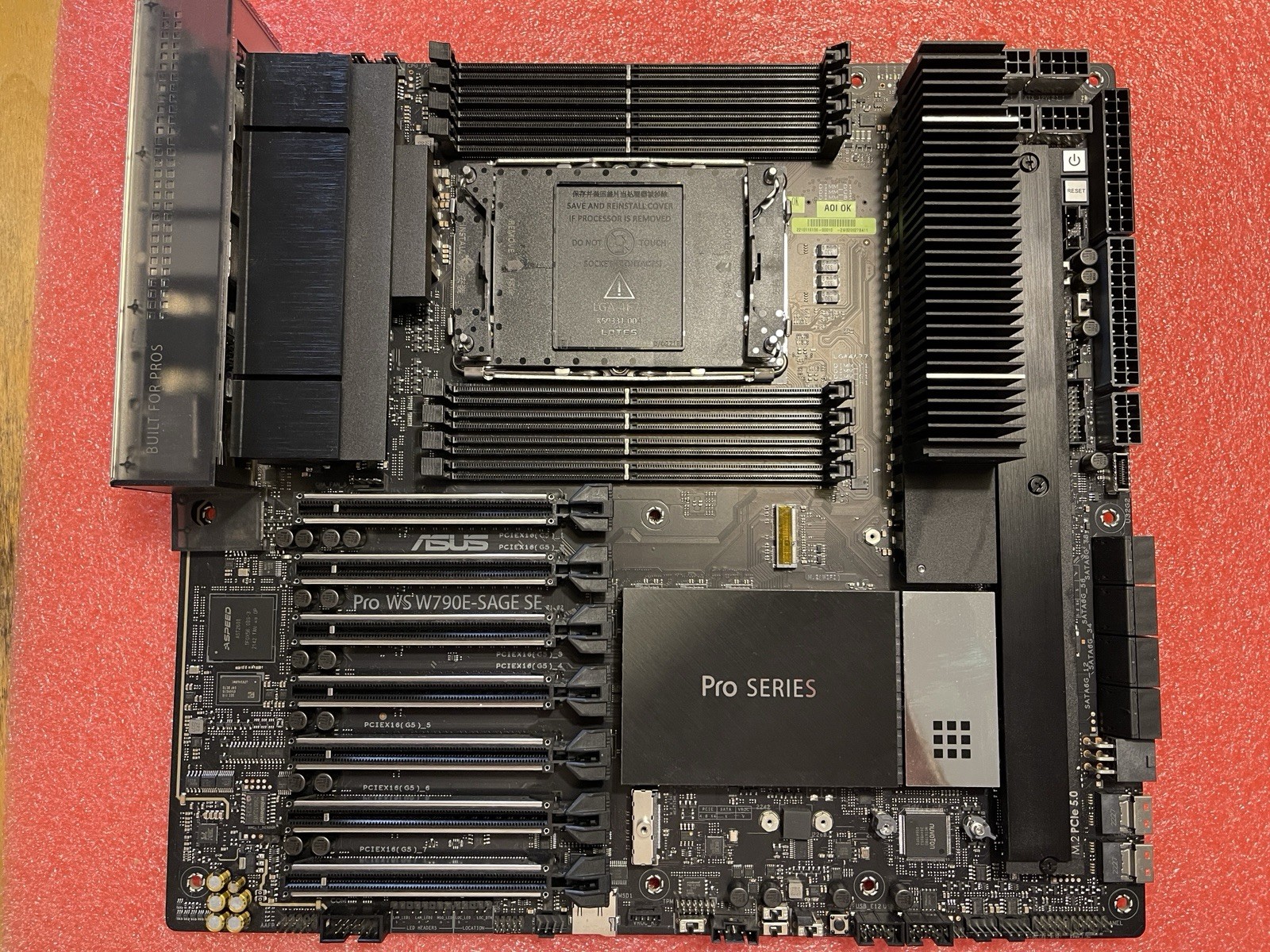 ASUS Pro WS W790E-SAGE SE Intel LGA 4677 PCIe 5.0 EEB Workstation Motherboard