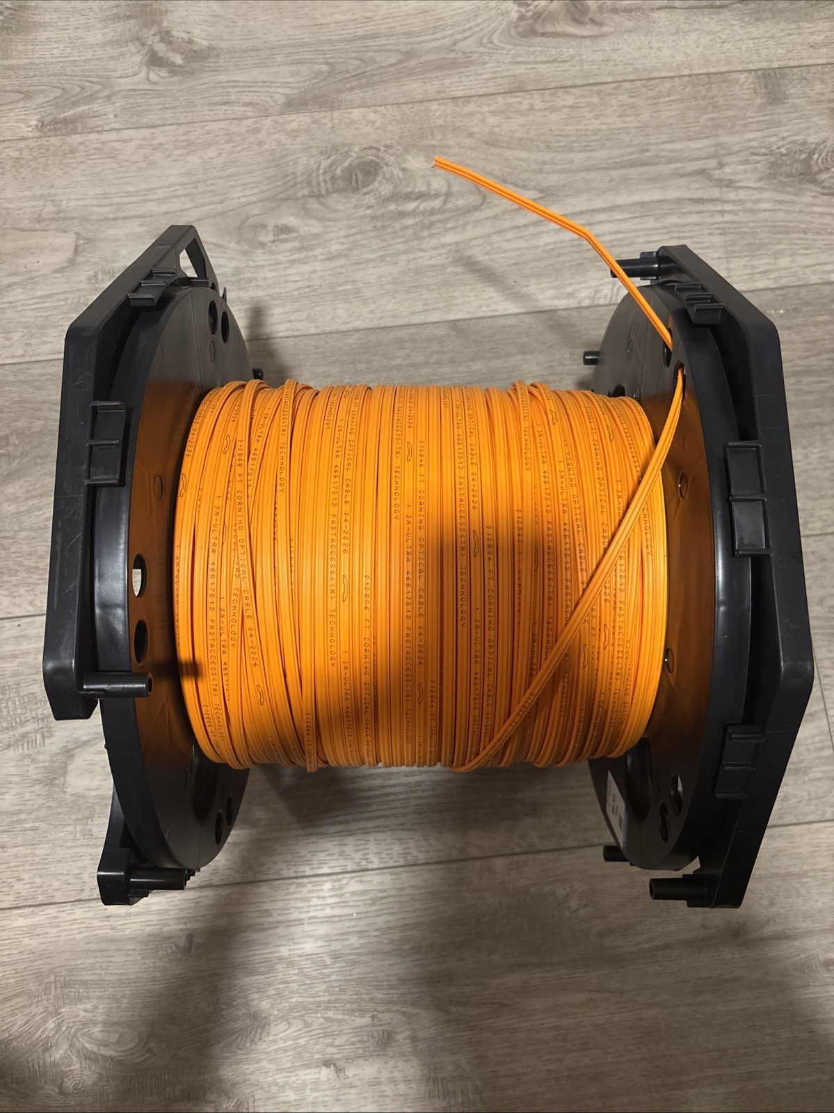Corning Sm Ultra Fiber Optic Cable Reel - FastAccess Technology - Optical Cable
