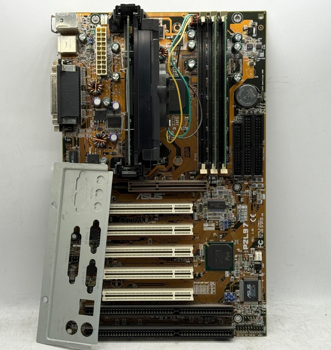 VINTAGE ASUS P2L97-S Rev 2.05 Slot 1 Celeron 300Mhz  256MB RAM