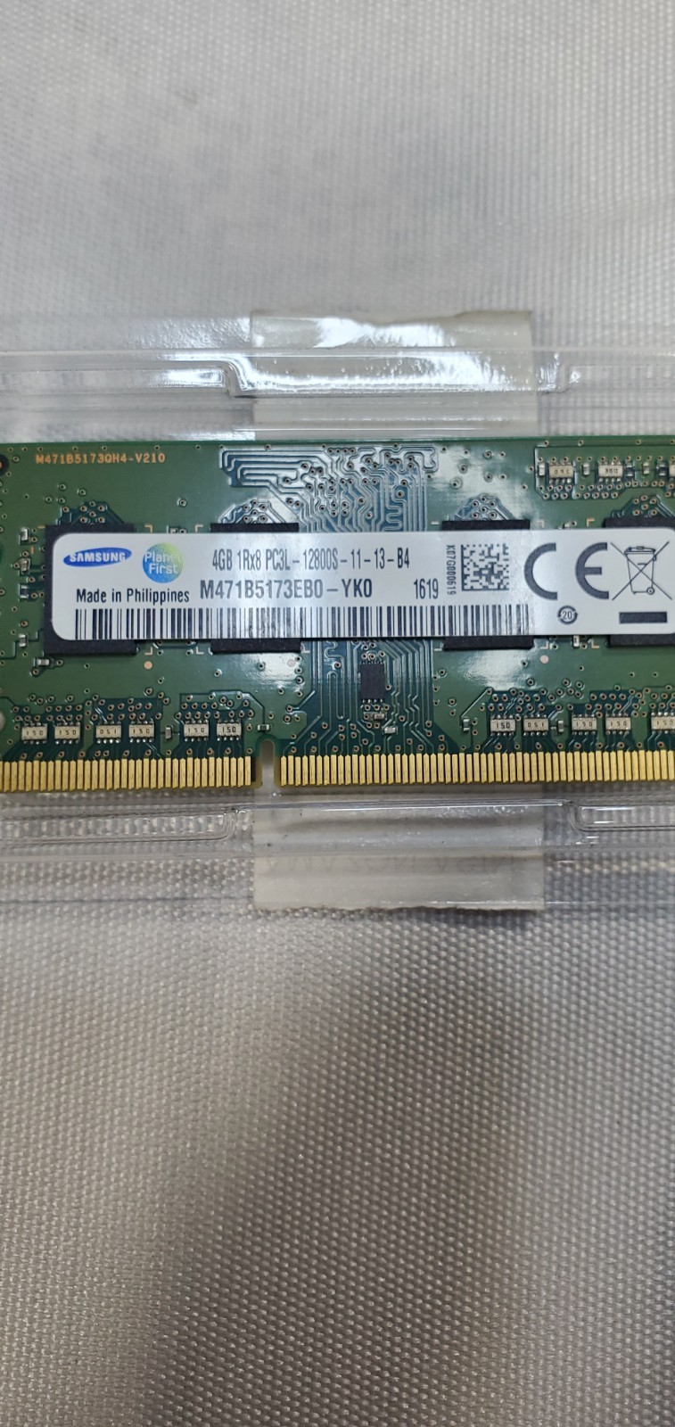 Samsung 4GB DDR3 SO-DIMM PC3L-12800S RAM M471B5173QH0-YK0 204-Pin