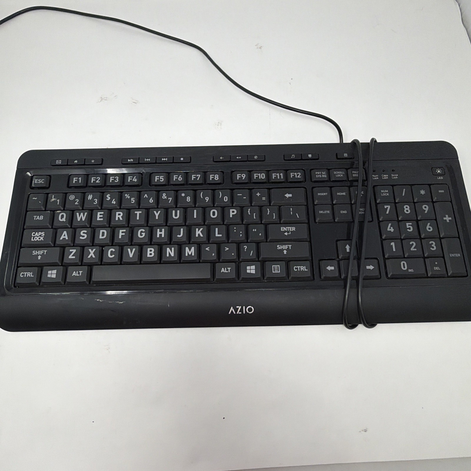 AZIO KB505U Vision USB Wired Keyboard for Large Font, Tri-Color New In Box