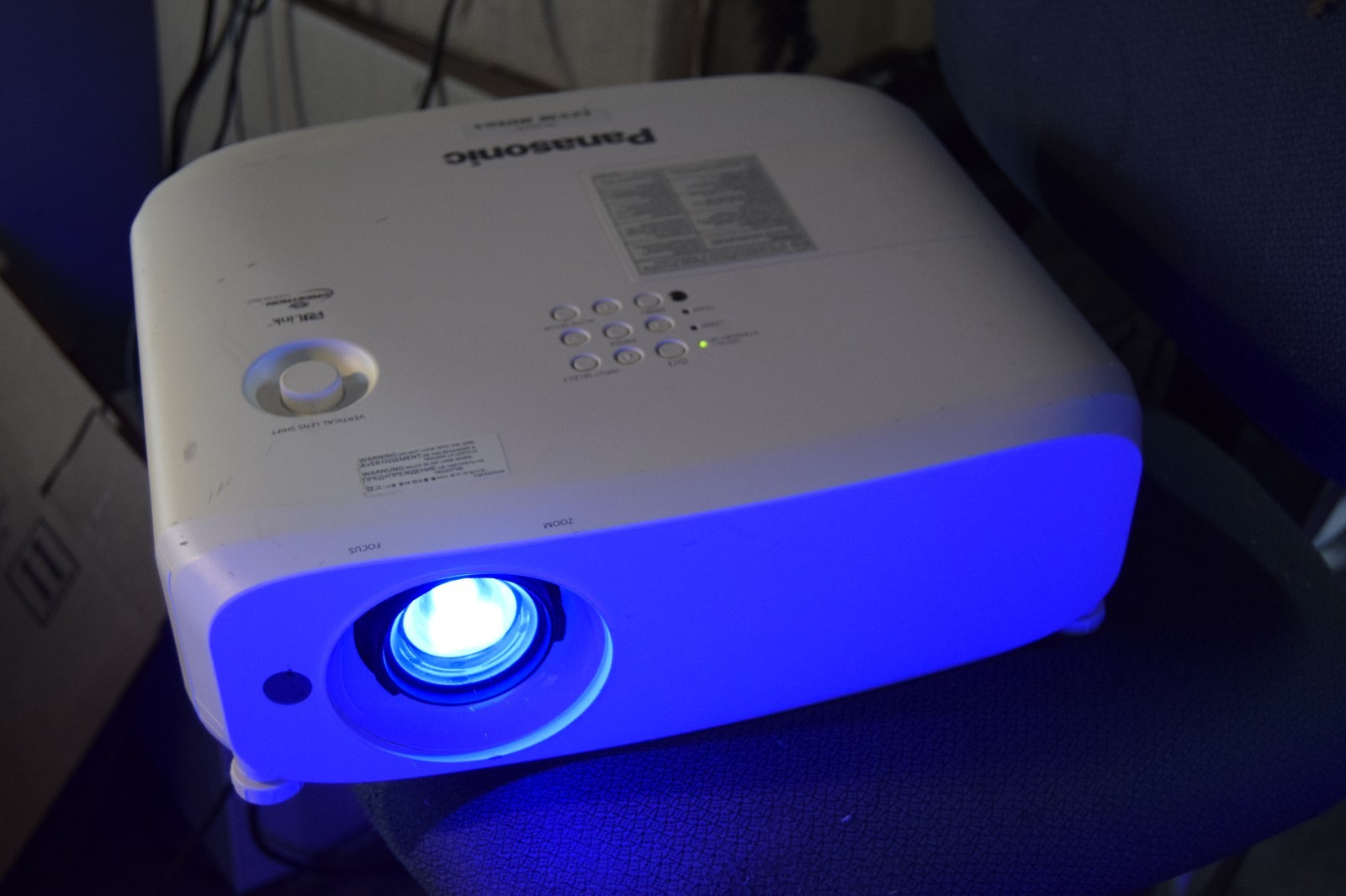 Panasonic VZ570 WUXGA HD Projector 3158 Hours **Works**