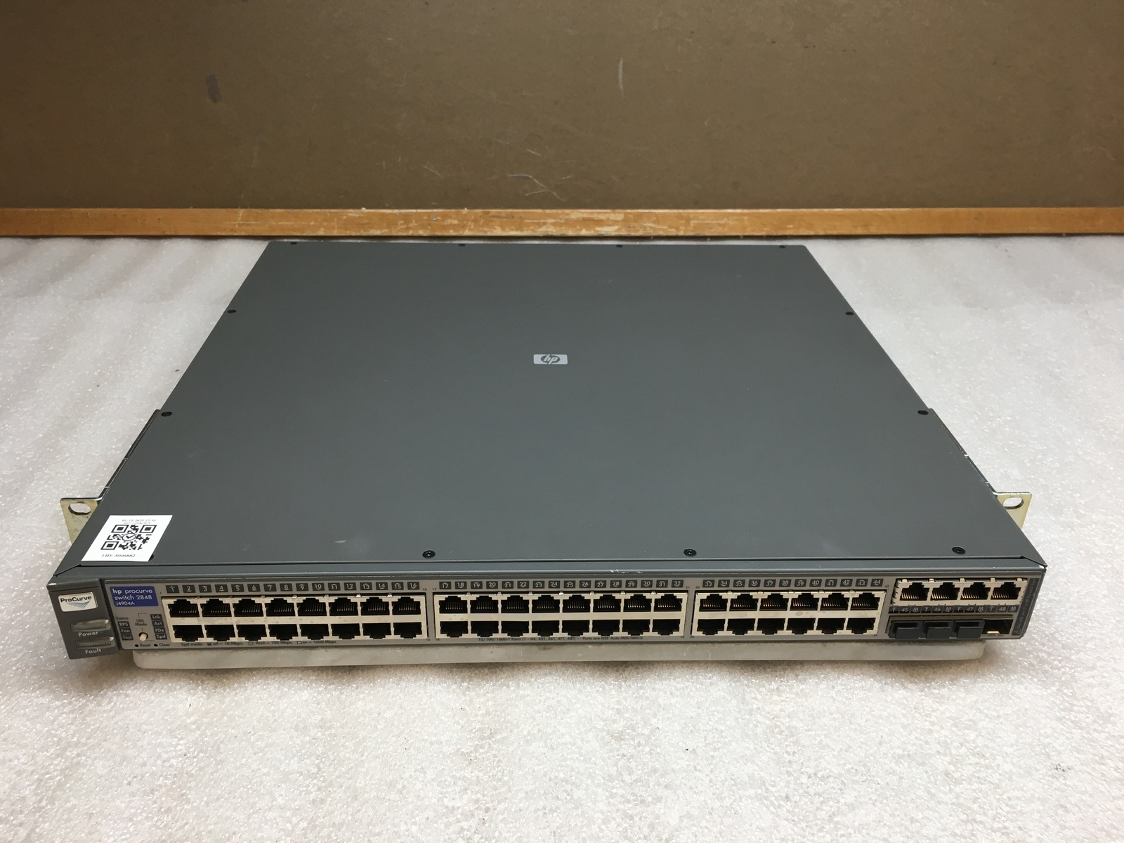 HP ProCurve 2848 J4904A 48-Port Gigabit Ethernet Switch with Rack Mount Ears