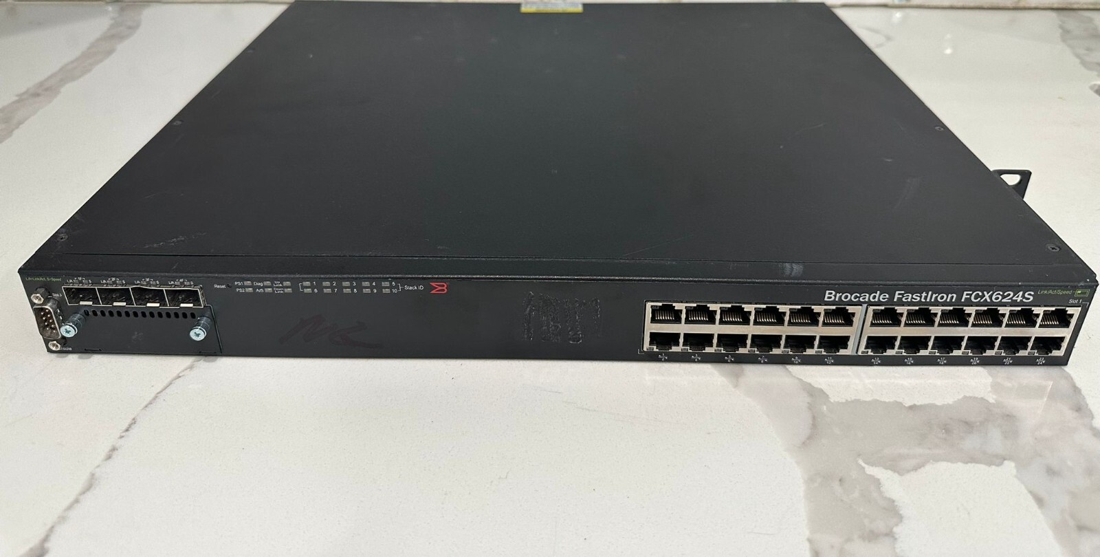 Brocade  FastIron CX (FCX624S) 24-Ports POE Switch