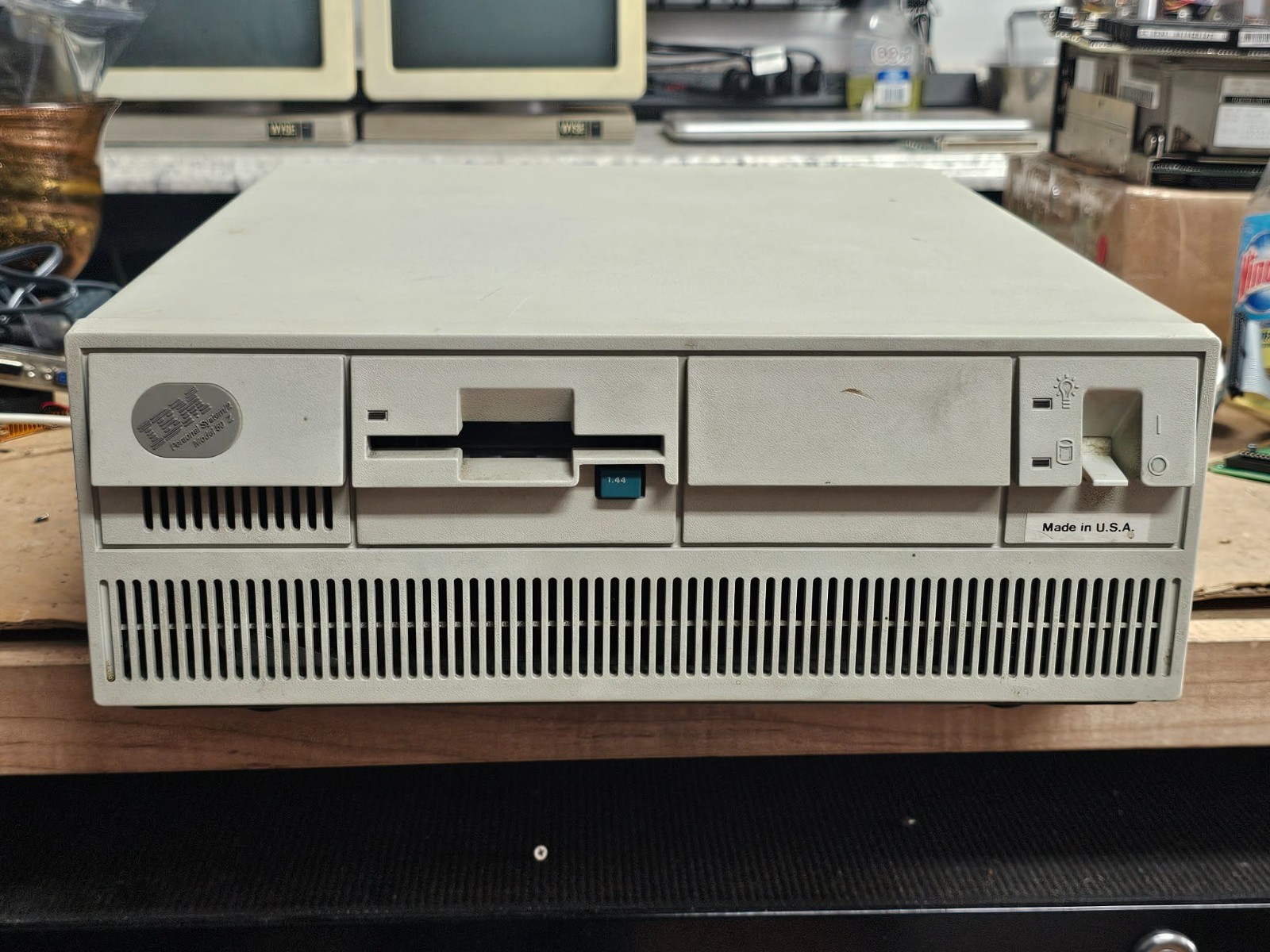 IBM Personal System 2 Model 50 Z Type 8550 Intel 80286 10MHz Boots to Dos w80287