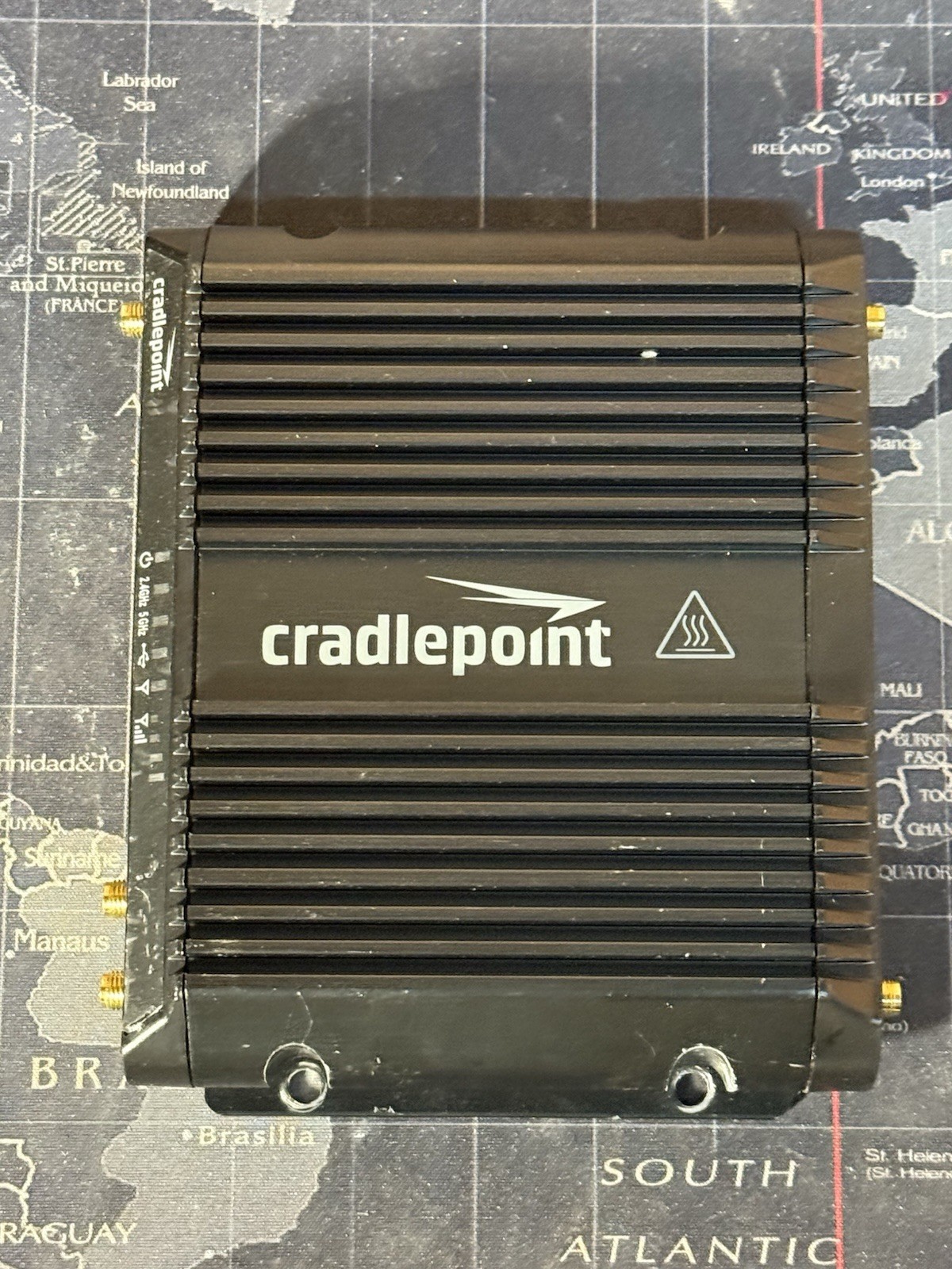 Cradlepoint IBR1100LPE-VZ Dual Band Router Verizon 4G LTE 100 Mbps 