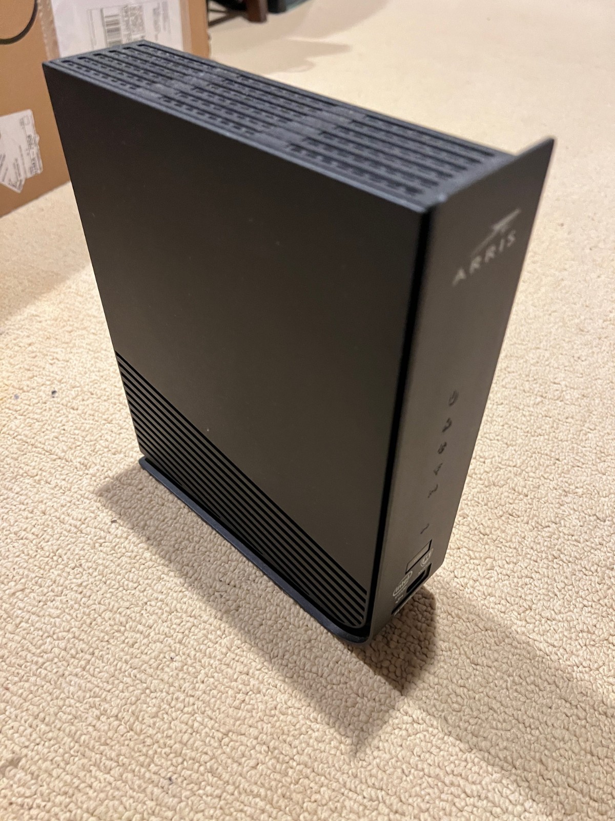 ARRIS Surfboard SBG6950AC2 Cable Modem Wifi Router 400 Mbps Internet Speed Black