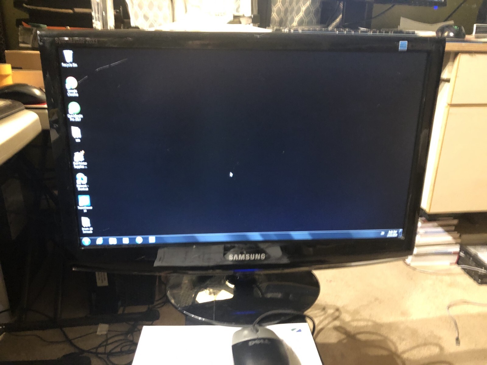 Samsung Syncmaster 2033SW 20" Widescreen LCD Monitor with Power Cord & VGA Cable