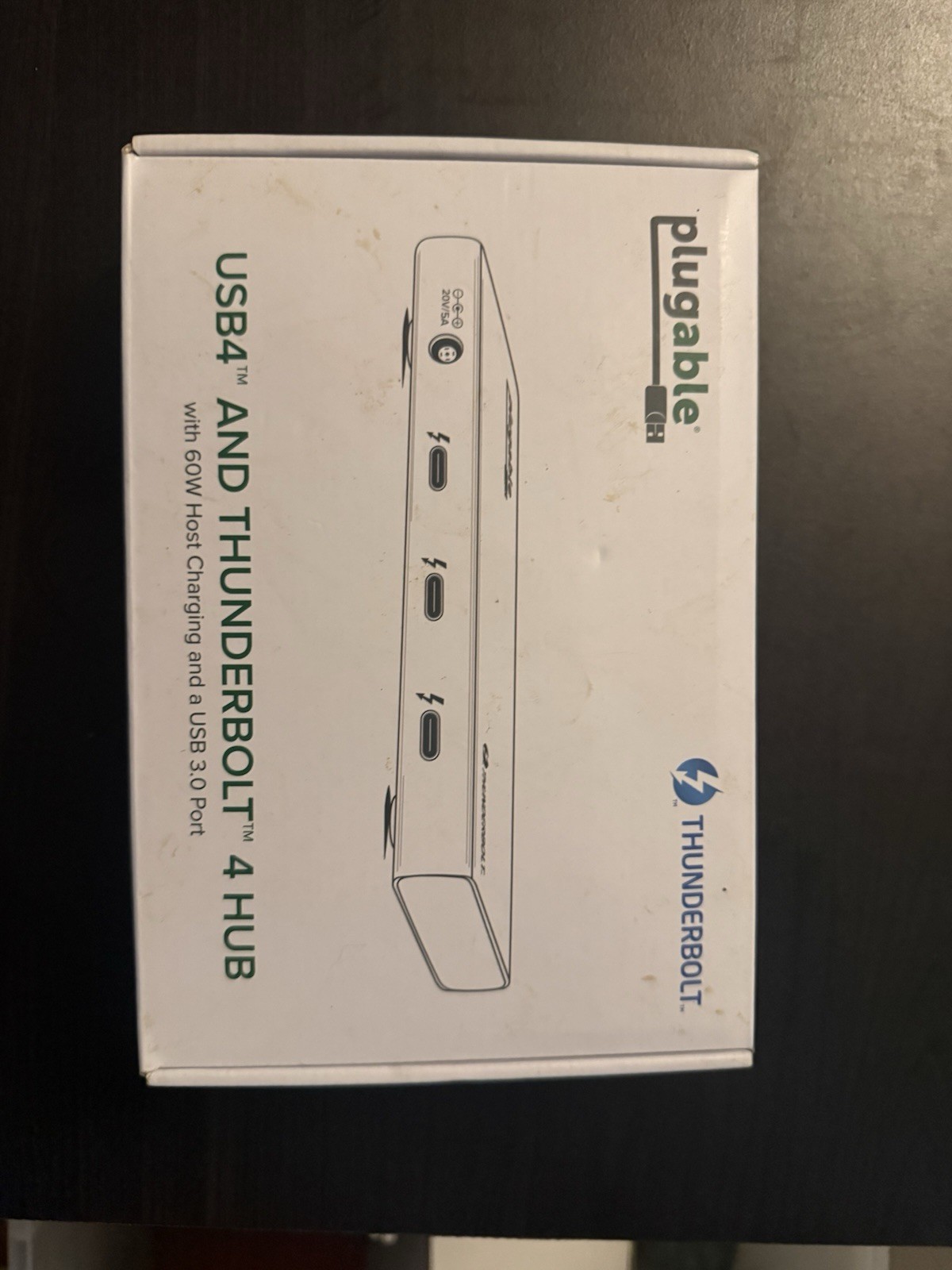 Plugable USB4-HUB3A Hub/Splitter Box - Gray