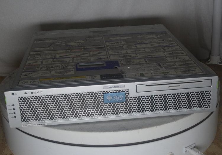 Sun Netra T2000 8-Core Rackmount Server UltraSPARC T1 1.2GHz 8GB SEE NOTES