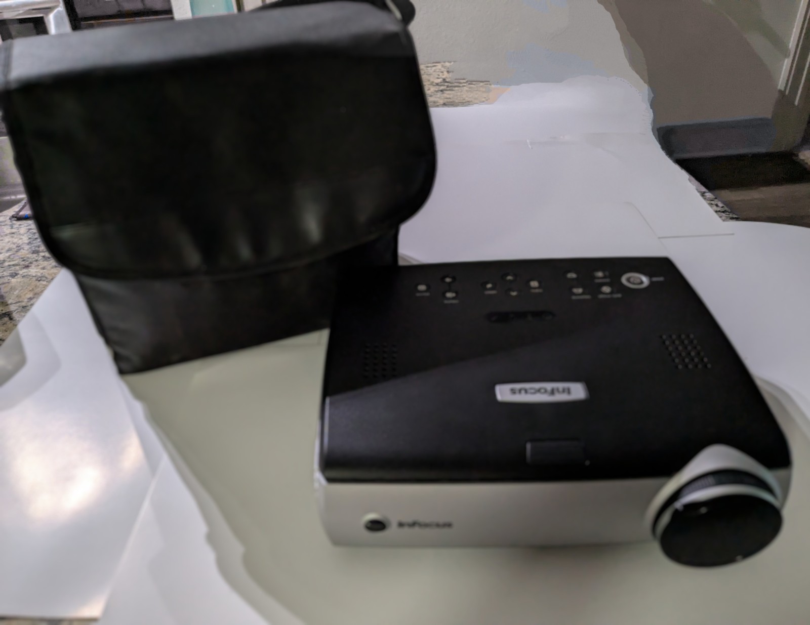 InFocus IN34 W340 DLP Portable Projector 2500 Lumens