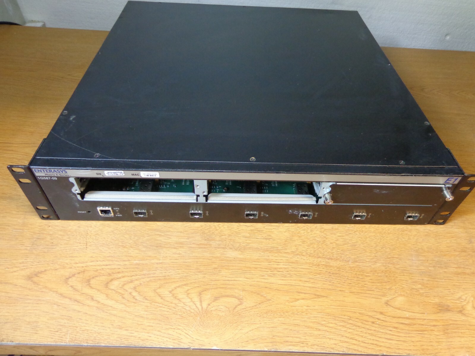 Enterasys 1G587-09 Matrix Distribution Switch