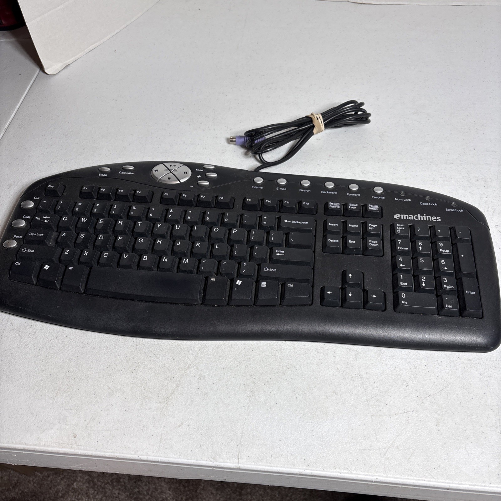 Vintage eMachines KB-0108 Multi-media PS/2 Wired Computer Keyboard Not Tested