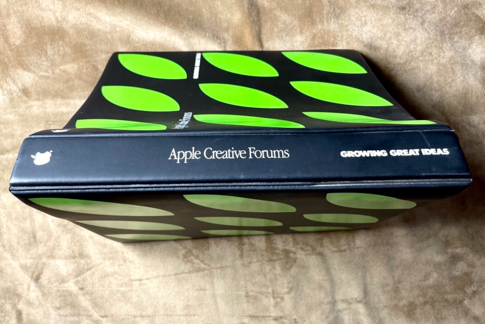 Vintage Apple Computer With Logo HTF Apple Creative Forums Binder  Growing Great