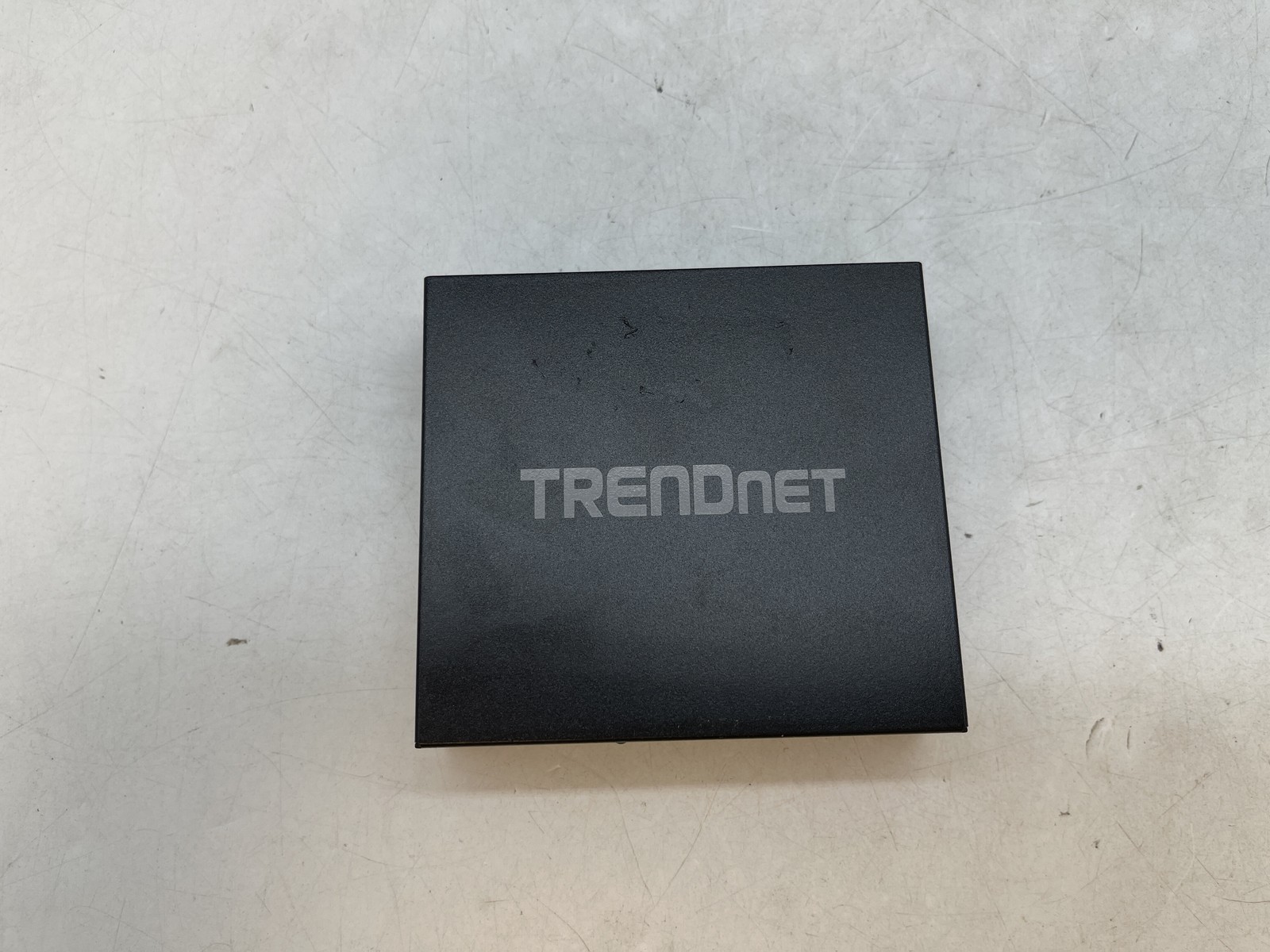 TRENDnet Gigabit PoE+ Network Extender TPE-E100 WiFi -With 