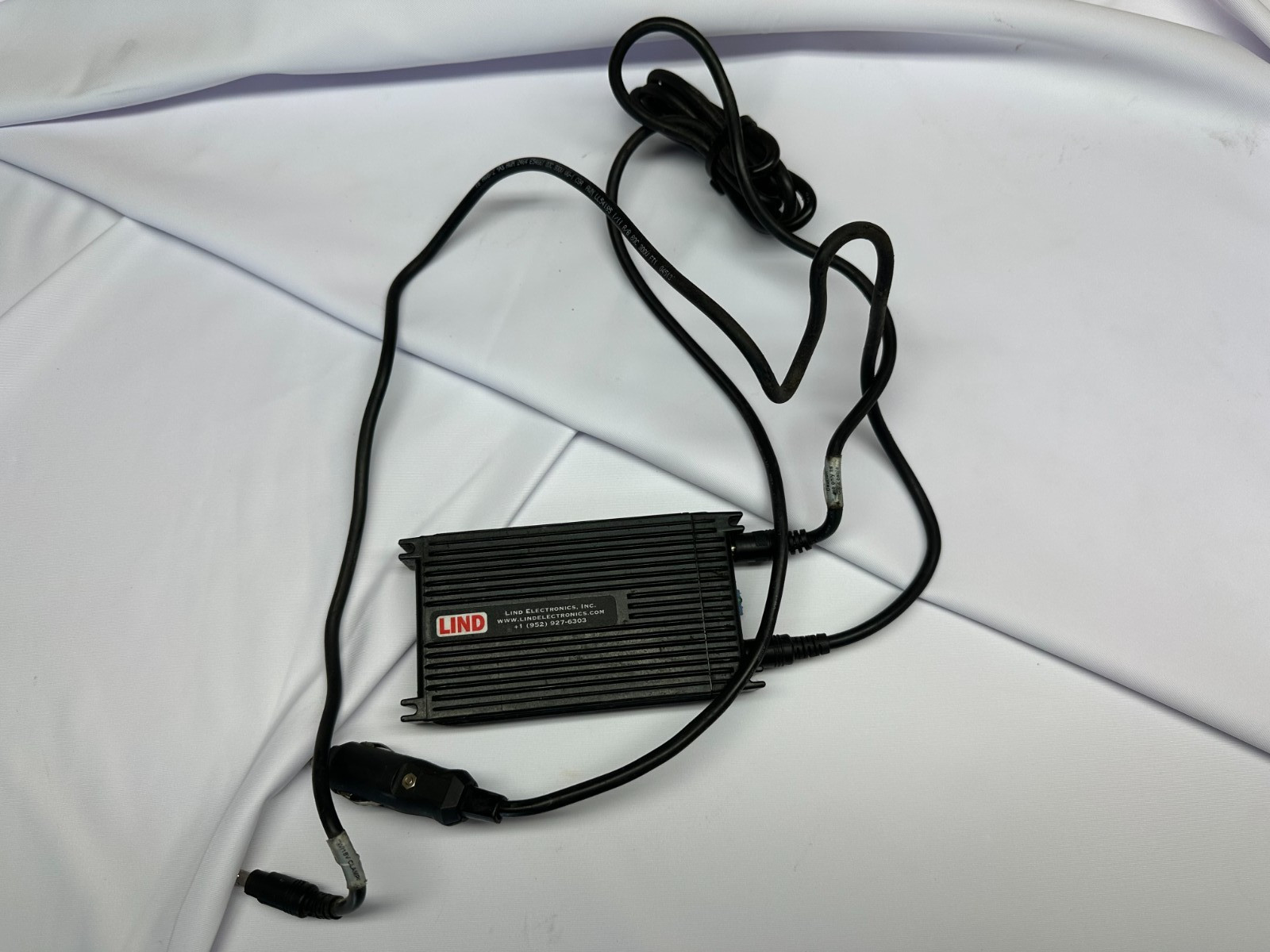 LIND PA1580-3120 FB Car Power Adapter  12-16 VDC 8 Amp