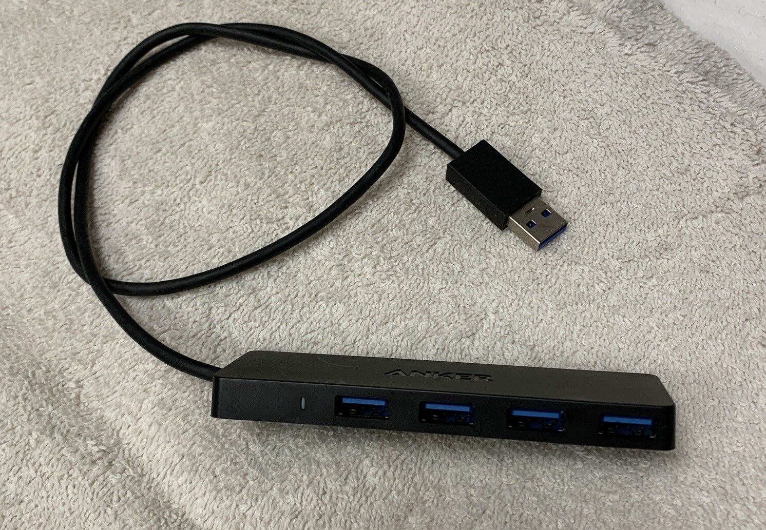 Anker AK-A7516012 4-Port USB 3.0 Data Hub