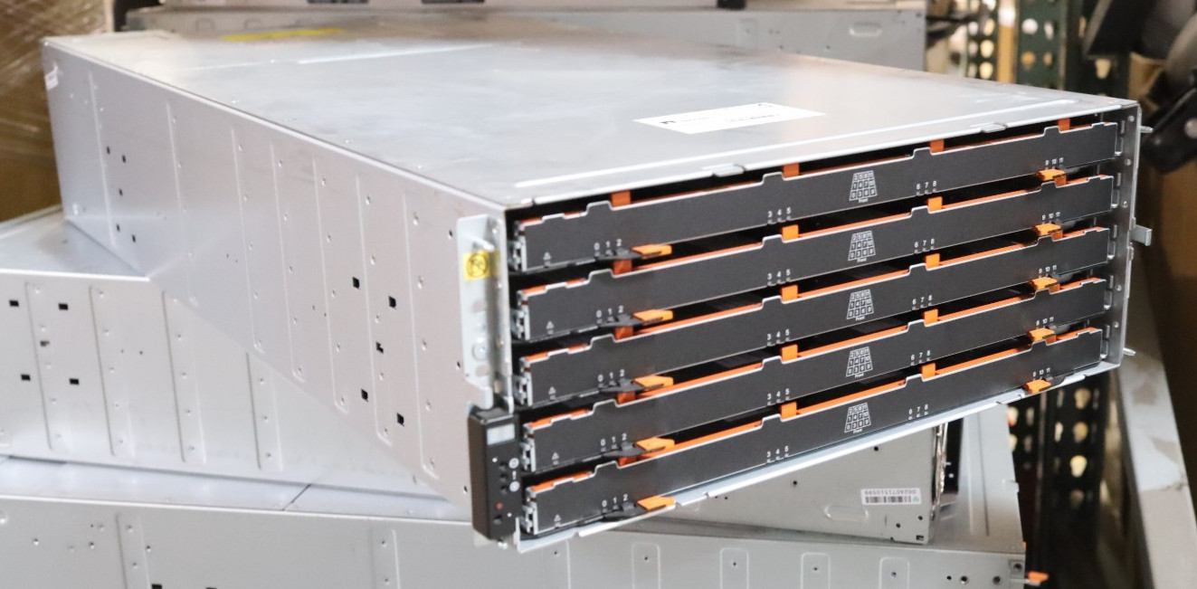 NetApp NAJ-1503 DS460C DE460C 60-Bay 4U Disk Expansion Shelf IOM12 Local Pick Up