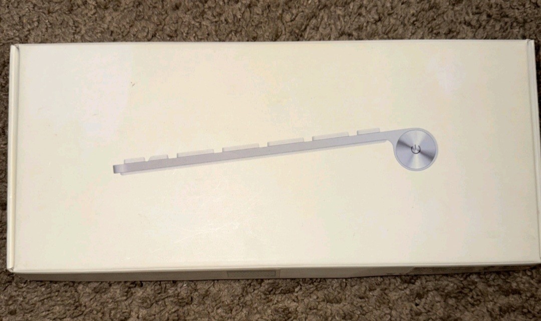 Apple Wireless Keyboard Model A1314 -Open Box