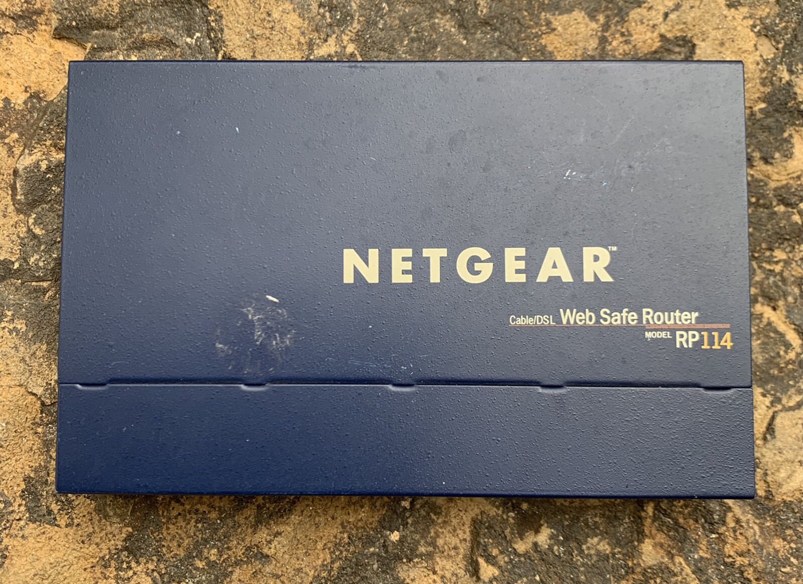 Netgear Cable/DSL Web Safe Router. Model: RP114. Not tested  