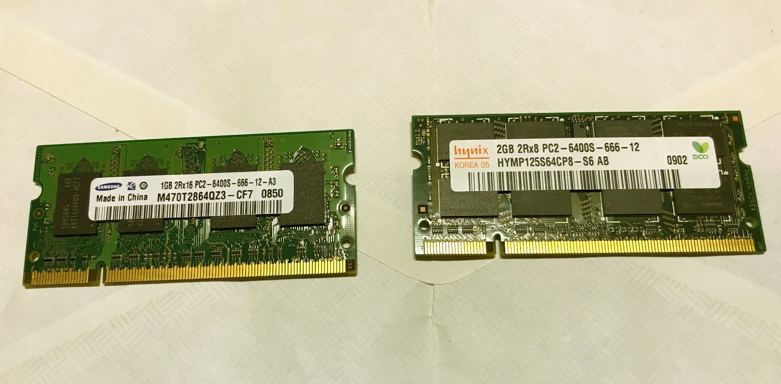 TOSHIBA ® L305D-S5934 DDR2 MEMORY STICKS -3GB TOTAL