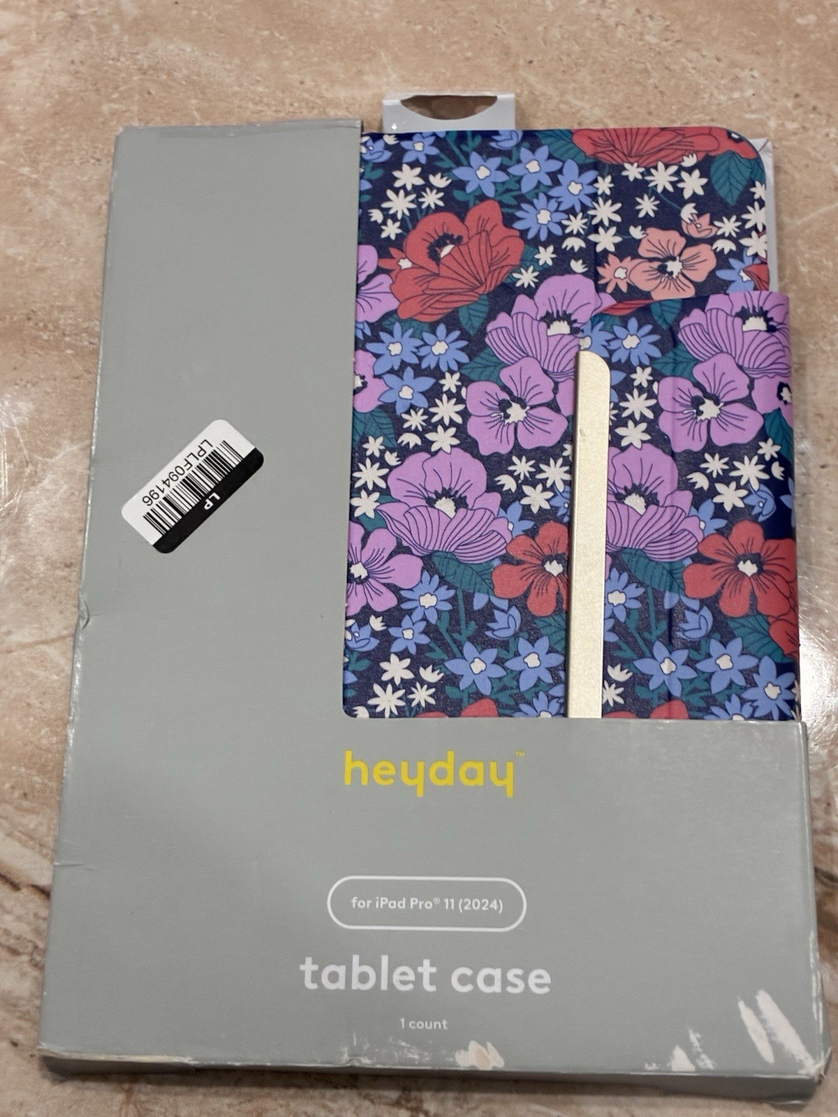 Heyday Tablet Case for Apple iPad Pro 11 (2024) Floral Pattern Cover