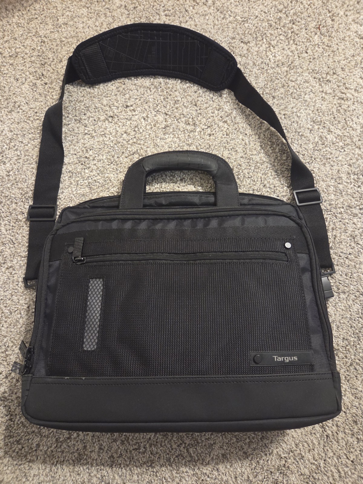 TARGUS REVOLUTION LAPTOP TRAVEL BAG CHECKPOINT FRIENDLY 15.6 