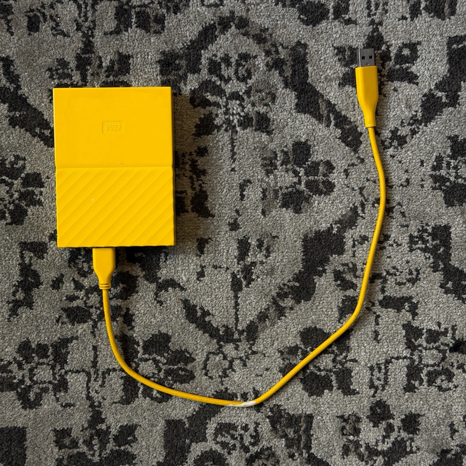 WD WDBYFT0040BYL My Passport 4TB External Hard Drive - Yellow (Tested & Working)