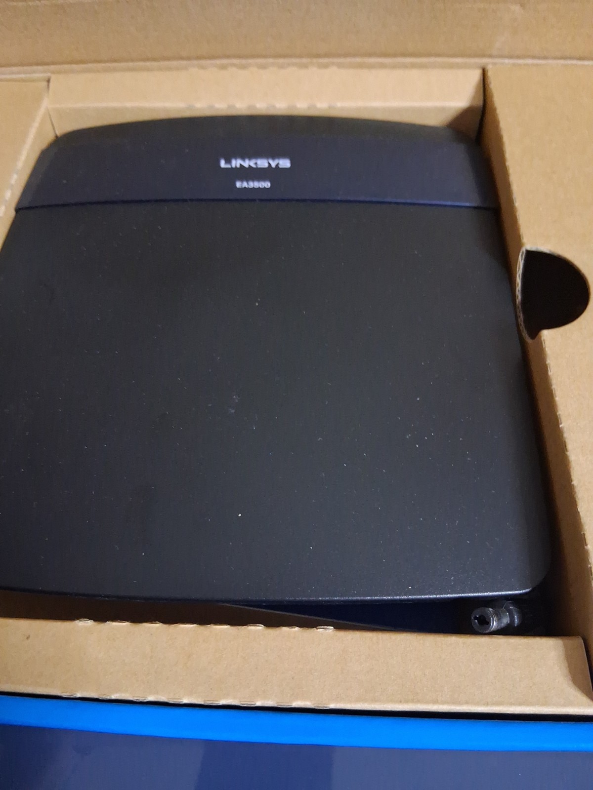 New Linksys EA3500 N750 Dual-Band Smart Wi-Fi Router (4 Gigabit Ethernet ports)
