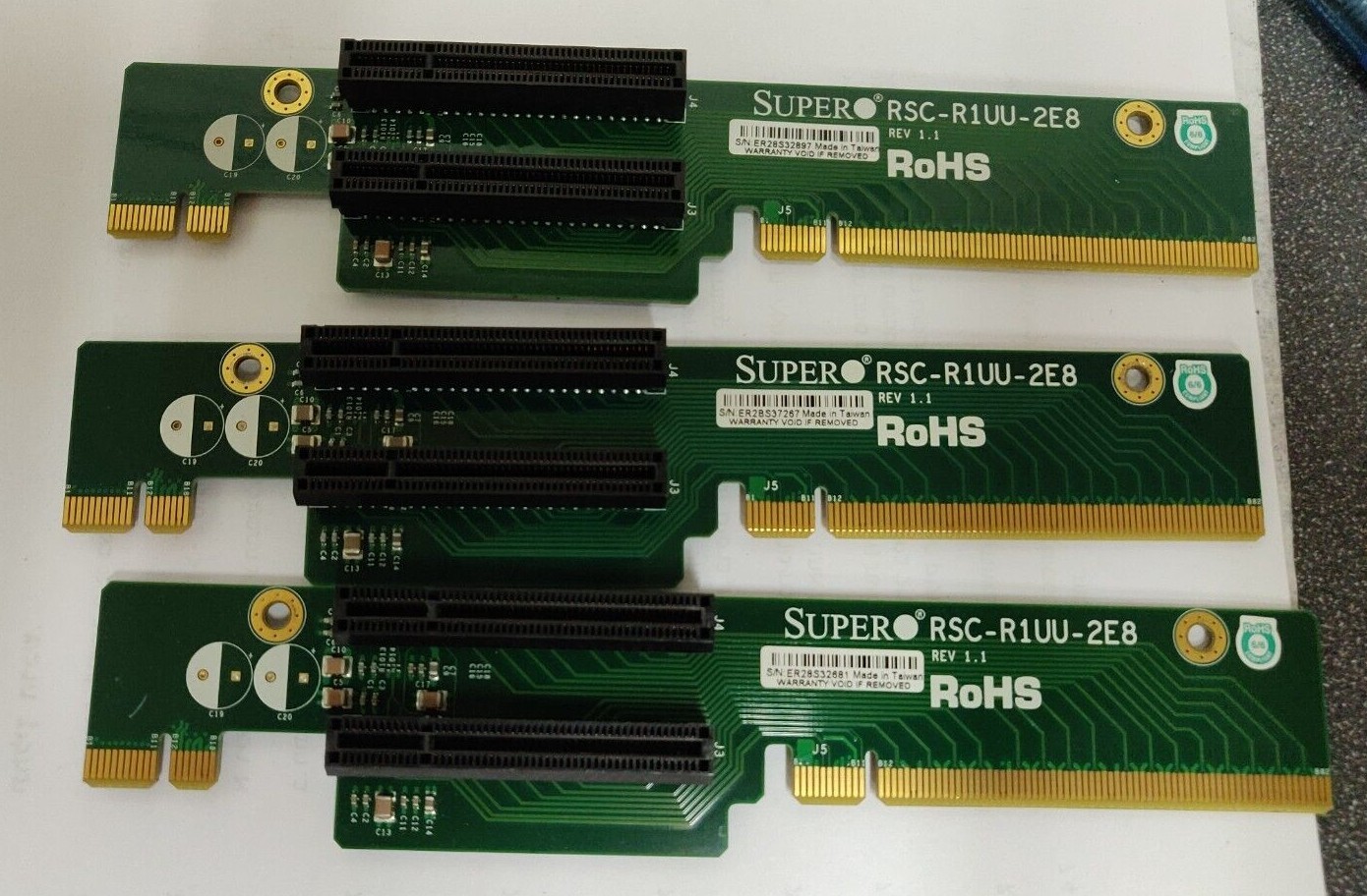 4x Supermicro RSC-R1UU-2E8 2U PCI-E to PCI-E x8 Riser Cards